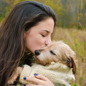 Meet your Posher, Phoebe